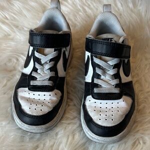 Nike Kids Black and White Velcro Sneakers